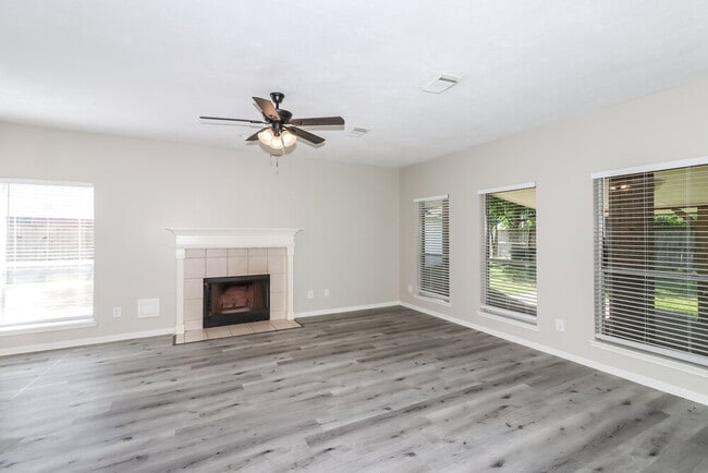 Photo - 2634 Vermillion Dr