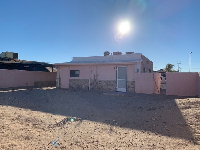 Photo - FULL TIME RENTAL 2 Bedroom, 1 Bath in Park...