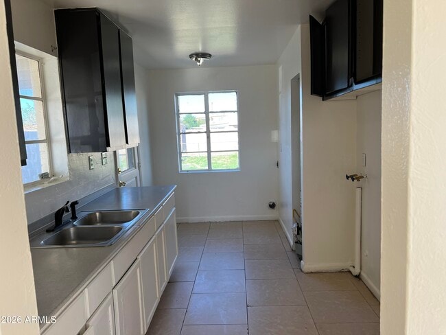 Photo - 1754 E Hidalgo Ave