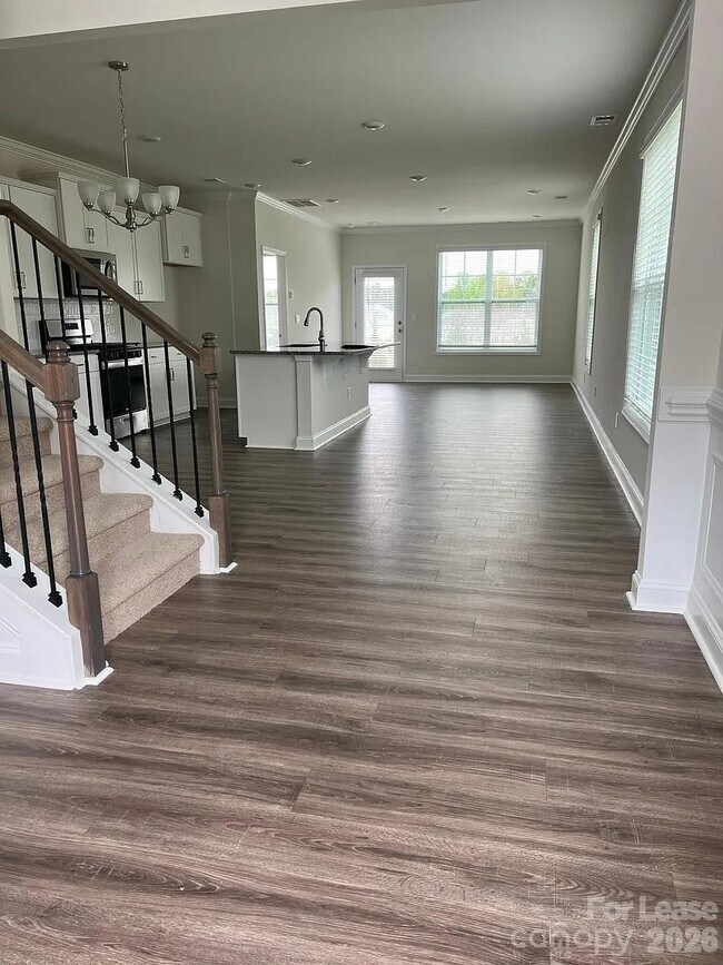 7899 Iron Rd