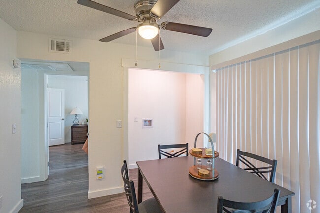 1BR, 1BA - 650SF