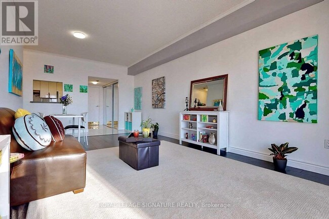 Photo - 5 Concorde Pl Unit 3706