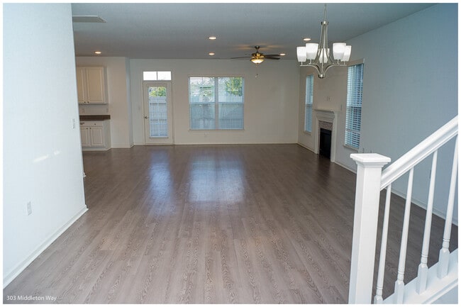 303 Middleton Wy