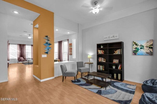 Photo - 5533 Ignacio Frias Dr