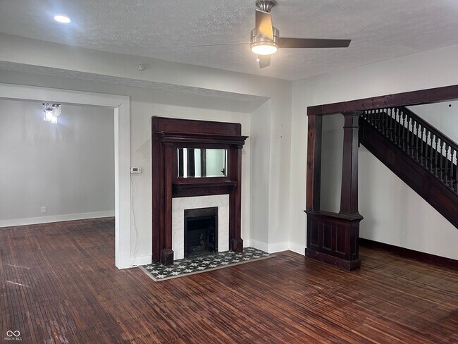 Photo - 2932 N Washington Blvd