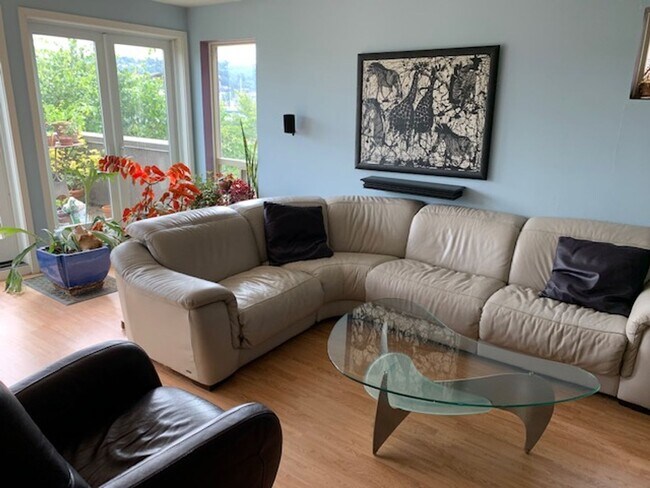 Photo - South Lake Union / Queen Anne Condo at the Lakewest Unit 101