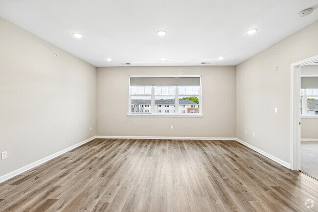 2BR, 2BA - 1,264SF - Living Room/Dining Room