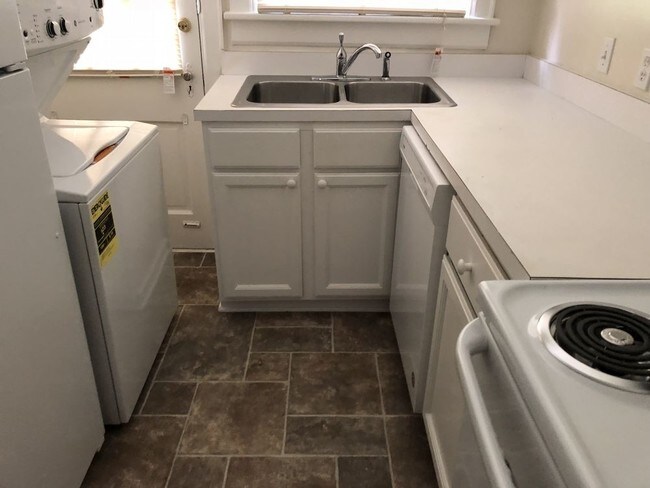 Photo - 14 Henderson Street