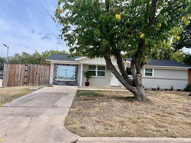 Photo - 6308 Stardust Dr N