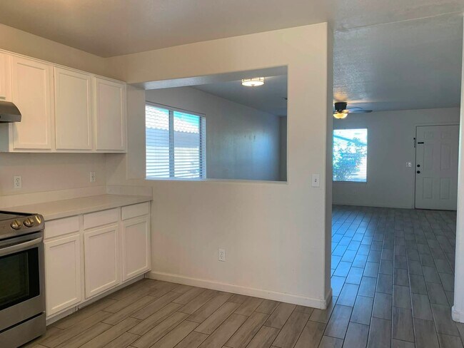 Photo - 4109 West Myrtle Ave