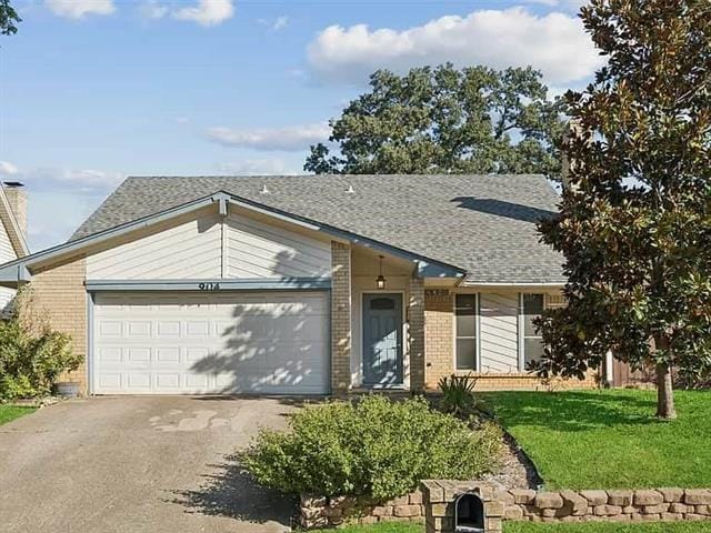 Building Photo - 904 Rusk Dr