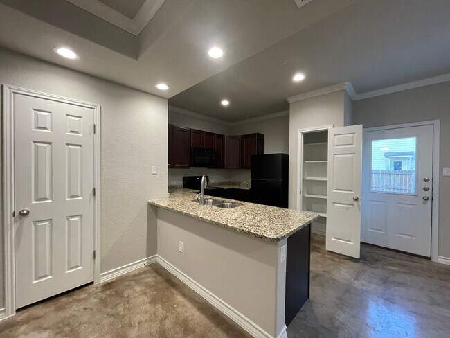 Photo - Town home for rent