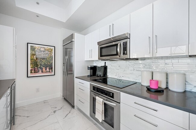 Photo - 550 Okeechobee Blvd Unit Uph-03