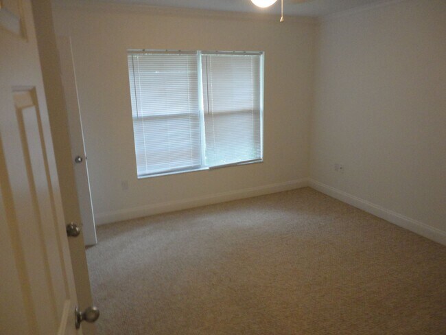 Photo - Beautiful 2 Bedroom, 2.5 Bath Condo in Desirable Isabella Park Unit 8