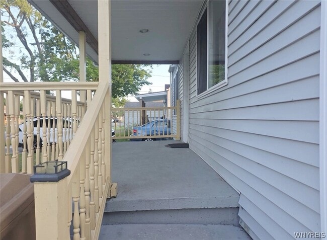 80 Midland Dr