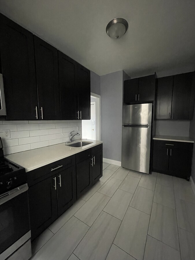 Photo - 38 W 29th St Unidad 1D Rental