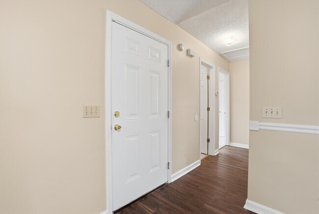 Photo - 189 Kenny Dr