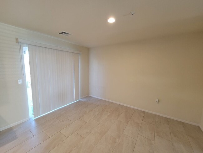 Photo - Stunning 4-Bedroom Home in Imperial