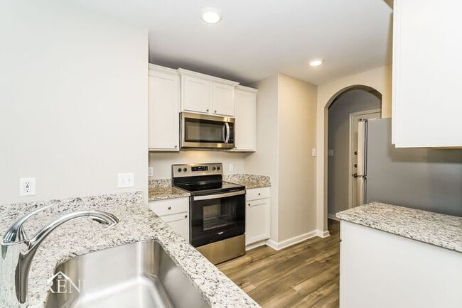 Photo - 136 Holster Holw Rd