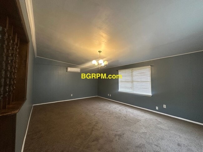 Photo - 3 BD, 1 1/2 BA, in Jacksonville,