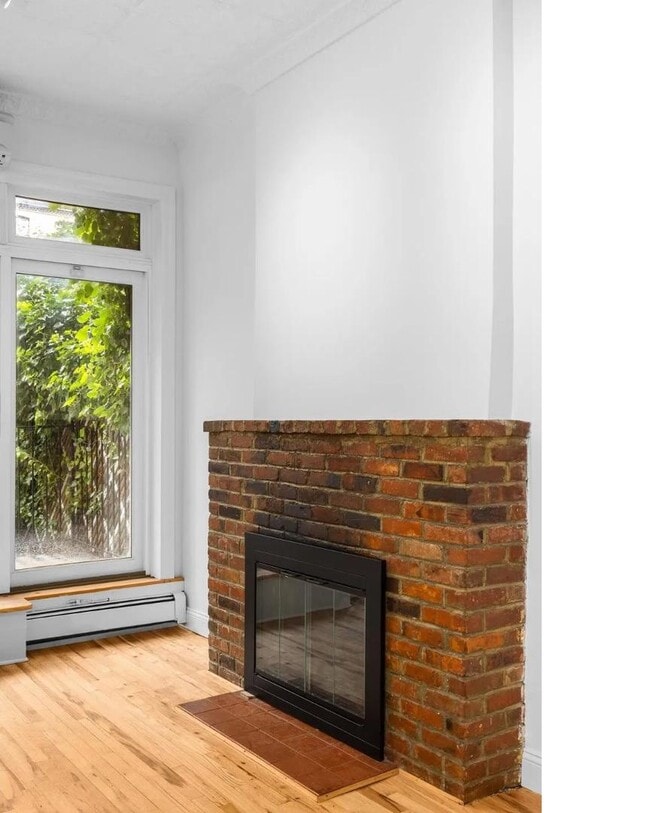 Photo - 743 Union St