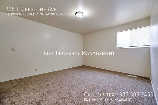 Photo - 228 E Crestone Ave