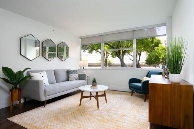 Photo - 6701 Blanco Rd Unit b1