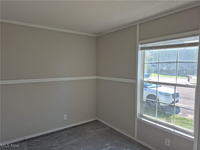 Photo - 105 Brenthaven St