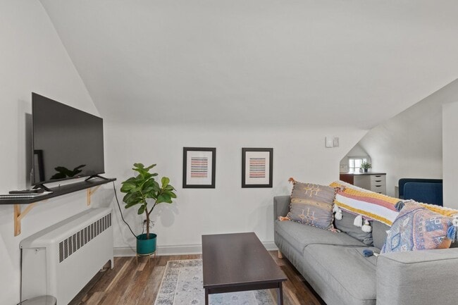 Photo - 3434 E Orvilla Rd