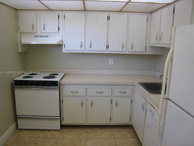 Photo - 7800 Camino Real Unit H-412