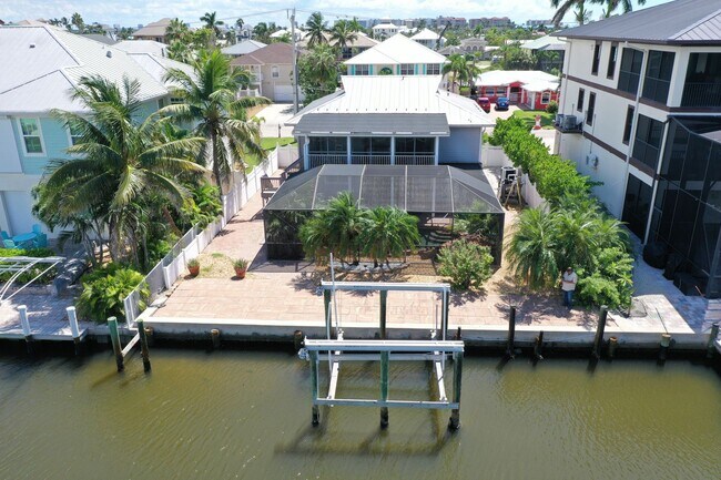 Photo - FT Myers Beach Amazing pool home Unit 247 Curlew St A