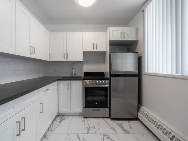 Photo - 177 St. George Street