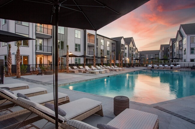 Monty apartments — community photo