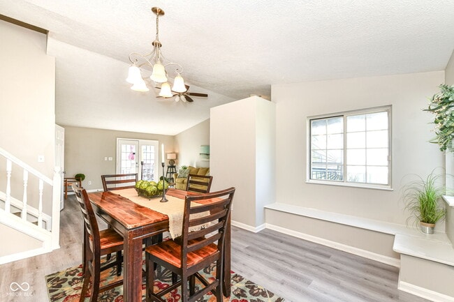 Photo - 8506 Friendship Ln