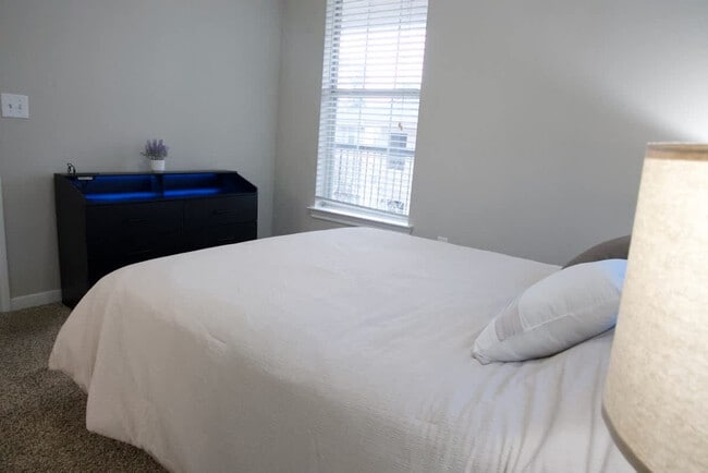 10333 Research Forest Dr Unit SI ID1603677P