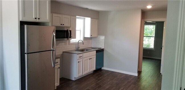 Photo - 721 Taylor St Unit #3