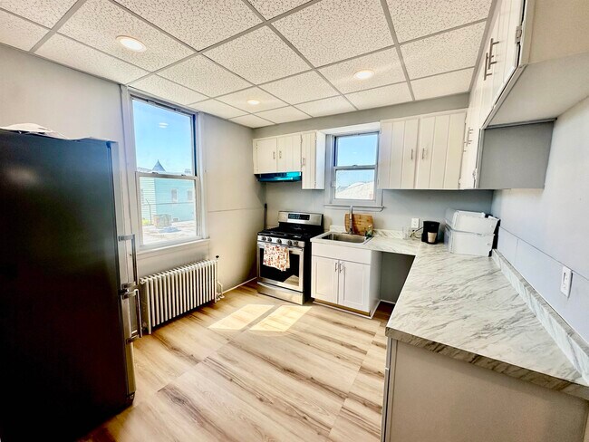 Photo - 595 67th St Unit 2