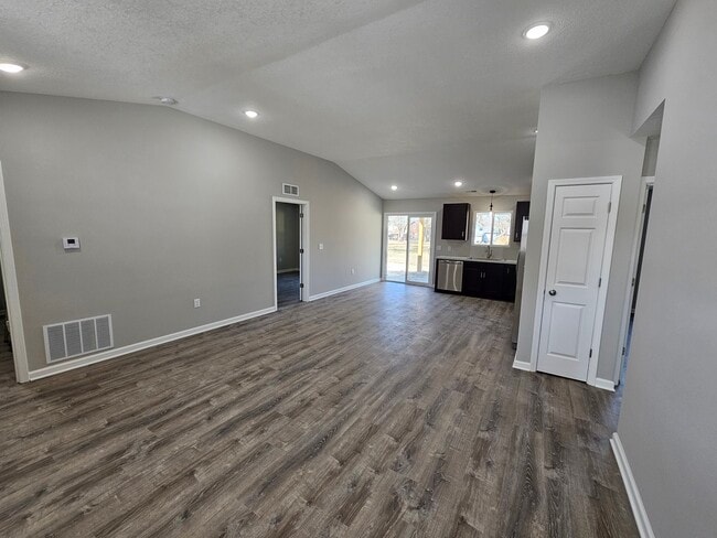 Living Room - 632 Prospect St