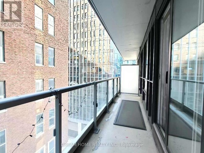 Photo - 70 Temperance St Unité 810