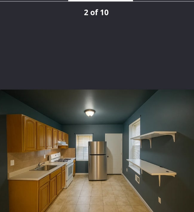 Photo - 2115 Sigel St