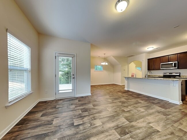 Photo - 231 Jimmy Love Ln