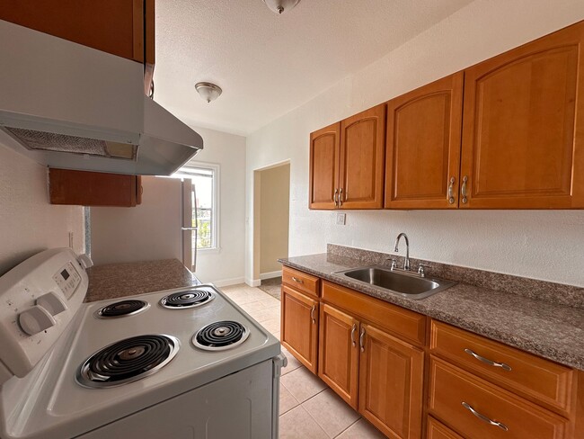 624 Brooklyn Ave Unit 107