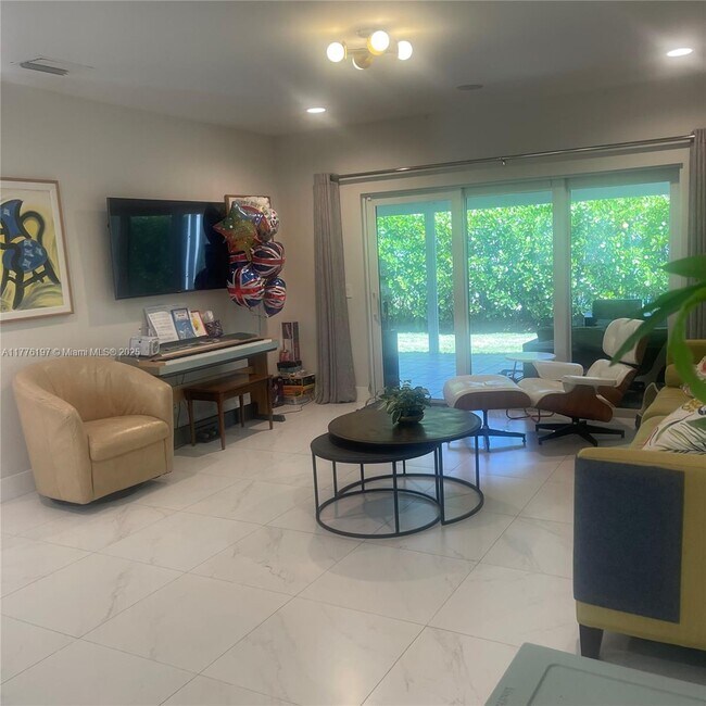 Photo - 1201 Hardee Rd