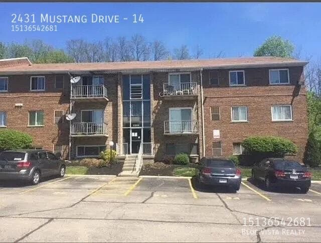 Building Photo - 2431 Mustang Dr Unit 14