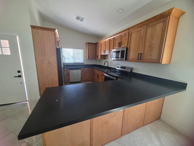 Photo - 13736 W Maryland Ave