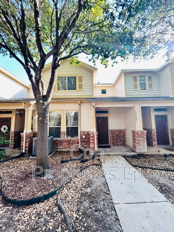 Building Photo - 13507 Bristow Dawn Rental