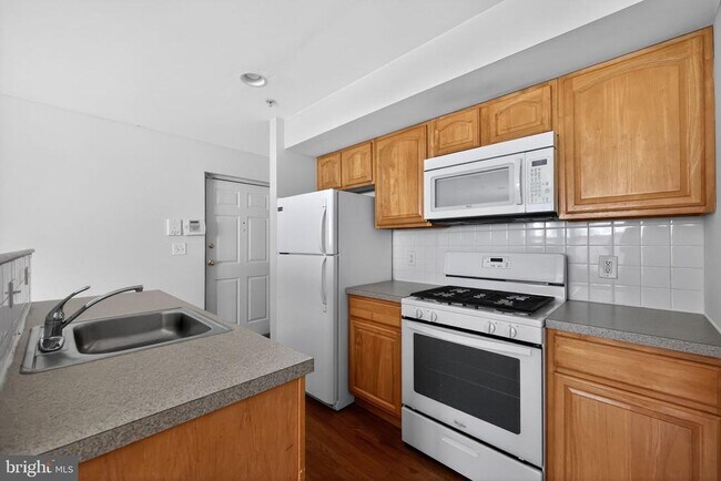 Photo - 1521 N 15th St