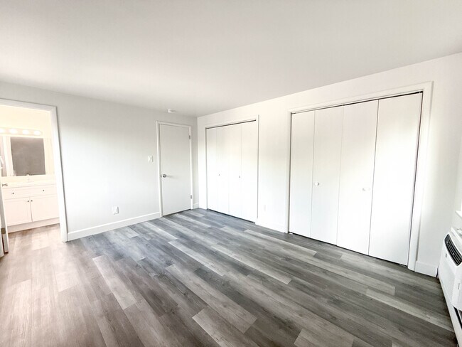 Primary Bedroom 2 - Point South