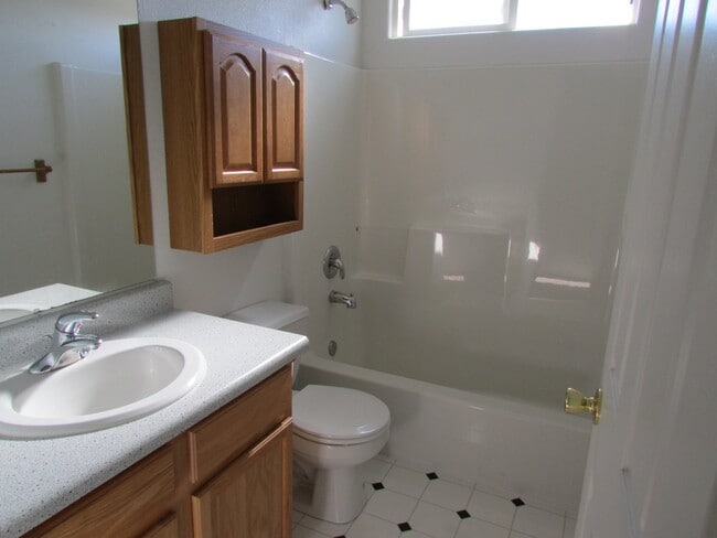 Photo - 1241 Tara Dr
