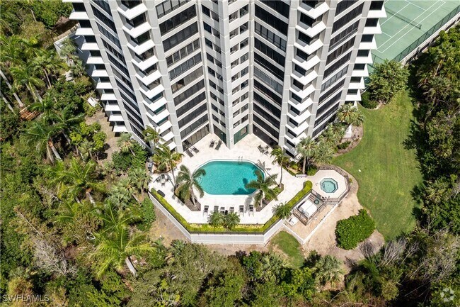 Building Photo - 5555 Heron Point Dr Unit 1202 Rental